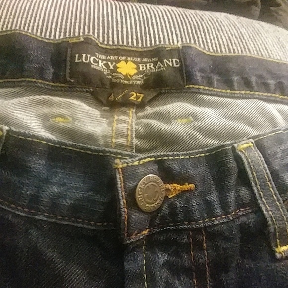Lucky brand denim shorts - Picture 2 of 3